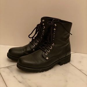 Vagabond lace up black combat boots with side zip